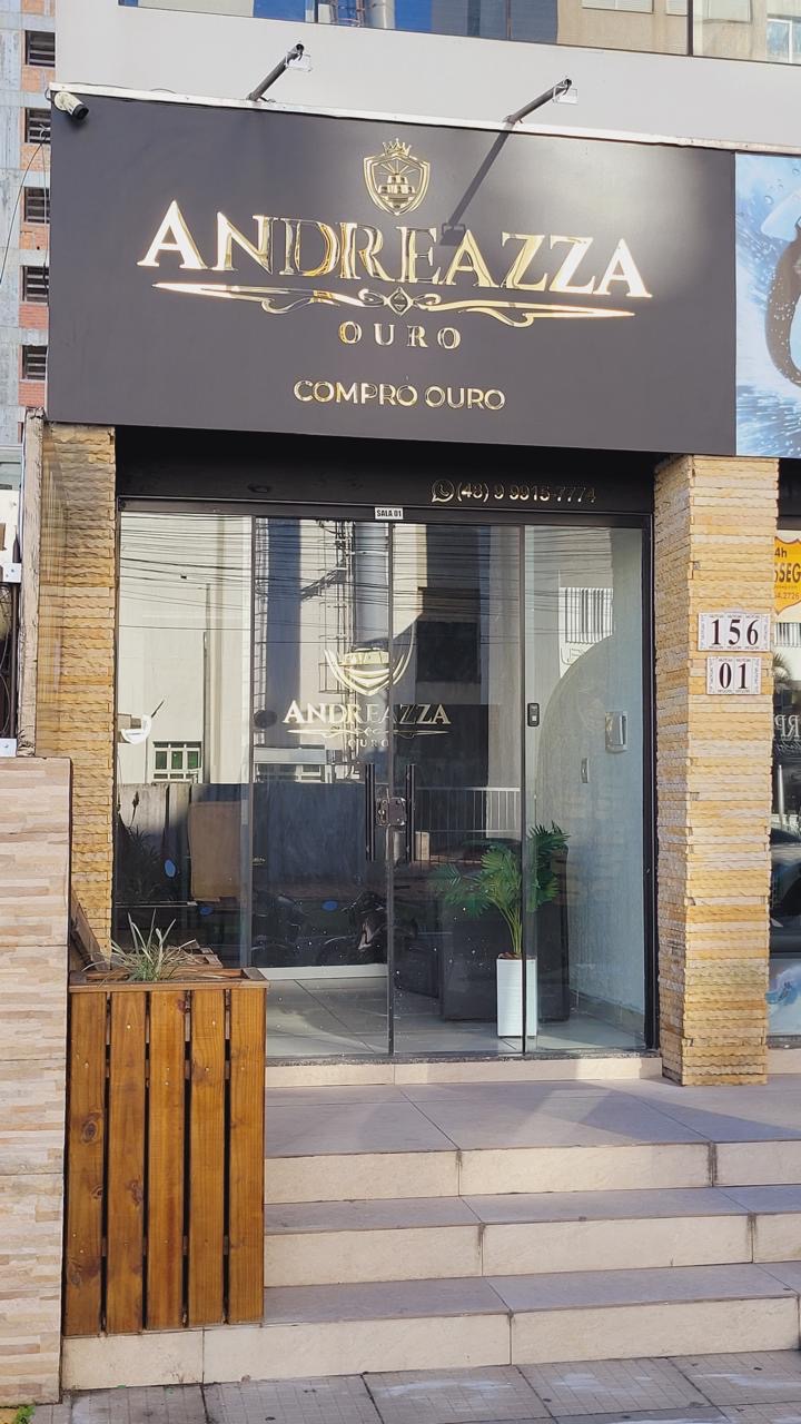 Fachada da loja Andreazza Ouro no Centro de Torres/RS
